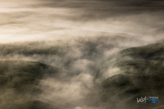 8230-Castelluccio-Alba, Nebbia-260616